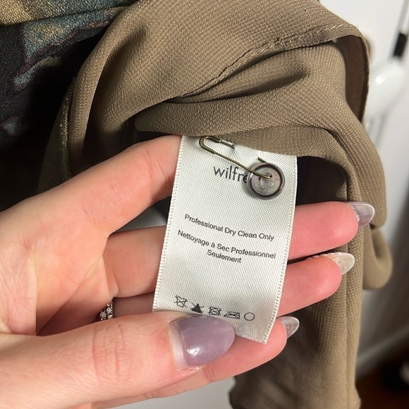 Aritzia Wilfred Myosotis Abstract Floral Minimalist Lagenlook Shift Dress - Picture 7 of 15